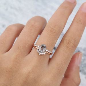 Ensemble de bagues de fiançailles vintage en or rose décoratif demi-éternité incurvée 2 pièces Quartz noir rutilé pour femmes pour mariage - Product Image 5