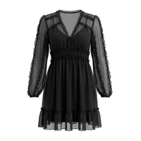 Robe de soirée élégante noire en mousseline de soie pour femme, à manches longues, col en V en dentelle, taille smockée, ourlet à volants, coupe trapèze
