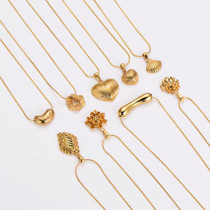 قلادة من الفولاذ المقاوم للصدأ الأعلى مبيعًا للنساء - Product Image 1