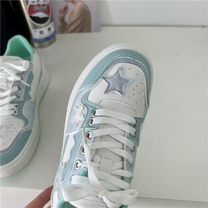 Zapatos de estilo para caminar 2023, zapatillas planas de alta calidad para mujer, zapatos de skate blancos, zapatos de diseñador con logotipo personalizado, calzado para hombre - Product Image 2