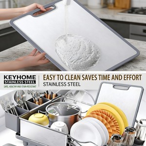 <span class=keywords><strong>Tagliere</strong></span> Bifacciale <span class=keywords><strong>in</strong></span> <span class=keywords><strong>Acciaio</strong></span> Inox 304 e Titanio con Bordo <span class=keywords><strong>in</strong></span> Silicone, Antibatterico e Lavabile <span class=keywords><strong>in</strong></span> Lavastoviglie, per Cucina e Pasticceria - Product Image 4