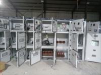 Armoire de panneau d'appareillage électrique à haute tension Low MV HV Intrant Switchgear Board Steel Material pour les fabricants