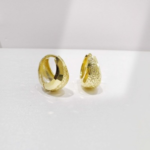 wholesale plata 925 sterling <b>silver</b> Minimalist Gold Plated <b>Hoop</b> <b>Earring</b> classic Everyday Wear women geometric hip hop <b>earrings</b> - Product Image 4