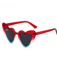 Lunettes de soleil tendance personnalisées avec cœur Cadeaux de demoiselle d'honneur à la mode Lunettes de soleil colorées pour femmes Vente en gros Lunettes de fête avec cœur