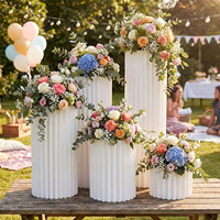 Présentoir cylindrique pliable en papier pour mariage et événements, socle en papier alvéolé avec panneau PVC pour décoration d'événements
