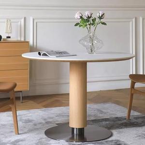 Table à manger en marbre artificiel de style vintage avec pieds en bois et chaises assorties, combinaison multifonctionnelle pour petit appartement - Product Image 4