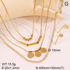 Ensemble de bijoux collier et boucles d'oreilles en acier inoxydable plaqué or 18 carats pour femmes - Bijoux tendance pour mariage et fiançailles - Product Image 4