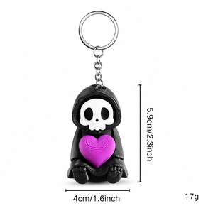 Nouveau produit imprimé en 3D très populaire : Porte-clés en forme de cœur de Grim Reaper mignon version Q, jouet d'Halloween - Product Image 3