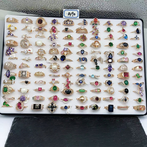 XUPING ジュエリー卸売 14金 18金 リボン ハート 花 蝶 ゴールドカラーメッキ 婚約 結婚指輪 ボックス入り メンズ レディース ファッションリング - Product Image 1