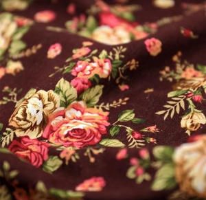 Bedsheet 100% <span class=keywords><strong>Polyester</strong></span> Vải satin hoa vải cho tấm ga trải giường bán như bánh nóng tùy chỉnh in kỹ thuật số vải phụ nữ lụa - Product Image 6