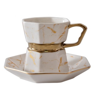 طقم هدايا قهوة فاخر من السيراميك الذهبي والصيني - Product Image 2
