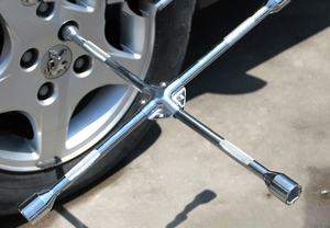 <span class=keywords><strong>Clé</strong></span> <span class=keywords><strong>à</strong></span> roue robuste de <span class=keywords><strong>18</strong></span> <span class=keywords><strong>pouces</strong></span>, <span class=keywords><strong>clé</strong></span> <span class=keywords><strong>à</strong></span> fourche <span class=keywords><strong>à</strong></span> 4 voies, <span class=keywords><strong>clé</strong></span> <span class=keywords><strong>à</strong></span> roue croisée - Product Image 5