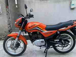 LINGMU WANG <span class=keywords><strong>125</strong></span> - Moto d'<span class=keywords><strong>occasion</strong></span> à deux roues à essence - Moto de rue - Finition d'origine - Garantie de qualité - Product Image 1