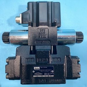 Vannes de commande directionnelle hydrauliques proportionnelles NG10 CETOP 5 avec électronique embarquée OBE D31FBE01EC2NF00 - Product Image 1