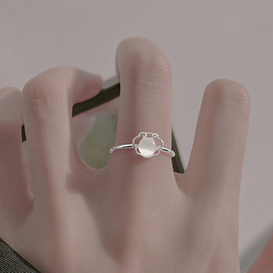 Ruyi Peace Lock Ring For Women Geometric Shape Bezel Setting Gift Jewelry - Product Image 4