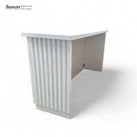 Table de bar pliante portable en contreplaqué, comptoir mobile pour événements avec étagères internes, design cannelé moderne pour location de sièges de mariage