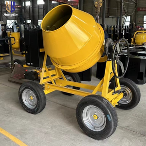 コンクリートミキサーのユニバーサルディーゼルモバイル小型コンクリートセメントドライミキサー機価格 - Product Image 2