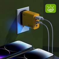Pengisi Daya Cepat Multi-Port 240W GaN 3PD Dual USB-C/USB-A dengan Lampu dan Output 5V/2.4A untuk Ponsel (EU/US)