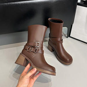 <span class=keywords><strong>Bottes</strong></span> à talon épais pour femmes en gros directement de l'usine, <span class=keywords><strong>bottes</strong></span> mi-mollet pour femmes, <span class=keywords><strong>bottes</strong></span> de créateur pour femmes - Product Image 5