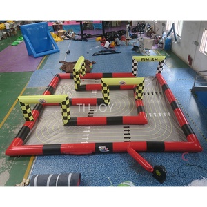 Livraison aérienne gratuite à <span class=keywords><strong>la</strong></span> porte, piste <span class=keywords><strong>de</strong></span> voiture pare-chocs extérieur, piste <span class=keywords><strong>de</strong></span> kart gonflable commerciale en pvc personnalisée - Product Image 6