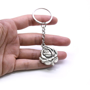 Porte-clés Rose 3D en Argent Vieilli, Alliage de Zinc, Impression Numérique, Ornement Cadeau Portable - Product Image 5