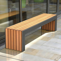 Muebles de exterior Mesa de café Base de metal y asiento de madera maciza Banco Mesa de picnic Banco de mesa para área abierta comercial
