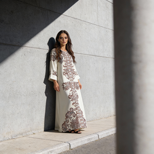 Abaya de luxe de haute qualité en polyester imprimé, élégante, personnalisée pour les femmes musulmanes, robe en gros - Product Image 1