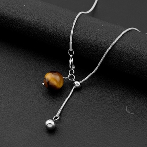 Nuevo diseño de piedra de ojo de Tigre, simple, delicado, de moda, versátil, de lujo ligero, collar de gama alta. - Product Image 2