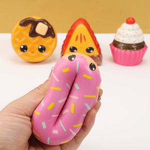 Jouet de décompression compressible en PU à récupération lente, imitation de nourriture : ensemble de pizzas, hot-dogs, hamburgers, et autres aliments de type junk food. - Product Image 3