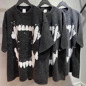 เสื้อยืดคอกว้างทรงโอเวอร์ไซส์ พิมพ์ลายสกรีนผ้าไหม สำหรับผู้ชาย ผ้าถัก ทรงไหล่ตก สไตล์วินเทจ ล้างสีแบบ Stone Acid Wash ผ้าฝ้าย 100% สไตล์ฮิปฮอป - Product Image 2