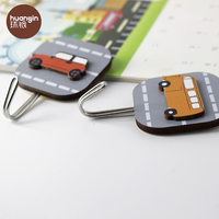 Nouveau design décoratif en bois voiture crochets muraux pour chambre d'enfants