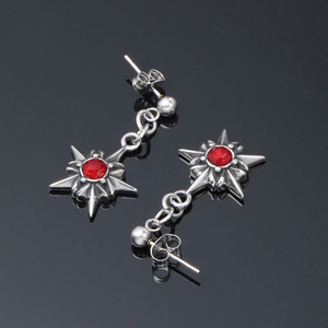 Boucles d'oreilles étoile en acier titane avec pierre rouge sertie, style punk rétro CF098 - Product Image 3