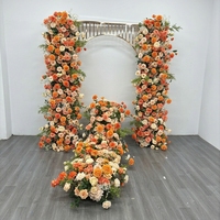 Arrangement de fleurs orange brûlées décoration soie artificielle marron coureur floral pièce maîtresse pour toile de fond de mariage