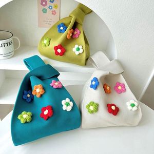 Sac à main tricoté pour femme avec motifs floraux, sac fourre-tout décontracté au crochet, mini sac à main - Product Image 5