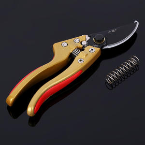 กรรไกรตัดแต่งกิ่ง Mountain Wisteria 108T ใบมีด 70 มม. เหล็กกล้าคาร์บอน ดีไซน์แบบผีเสื้อ สำหรับตัดแต่งต้นไม้ผลไม้ ดอกไม้ บอนไซ และทำสวน - Product Image 5