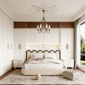 Armoire pour enfants de style français Balom, en bois, avec finition blanche, portes à persiennes et en verre, design de chambre à coucher - Product Image 3