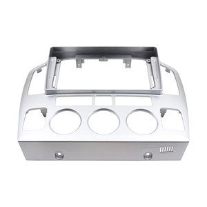 Kit d'installation autoradio Android 9 pouces pour Suzuki Grand Vitara XL-<span class=keywords><strong>7</strong></span> 2001-2006, cadre de tableau de bord, contour de lecteur GPS pour installation stéréo - Product Image 2