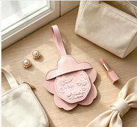 Pendentif d'aromathérapie créatif en cuir en forme de fleur, ornement suspendu parfumé pour voiture et armoire, sachet parfumé style lanière, cadeau