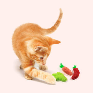 Wholesale New Design Funny <b>Cat</b> Shaped <b>Plush</b> Toys Durable Interactive Chewables Catnip Vegetables Pepper Attractive for <b>Cats</b> - Product Image 1