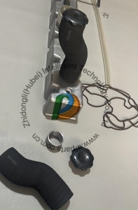 OEM发动机零件SAA6D102 SAA6D107E-3 SAA6D114E-2 PC200-7 PC200-8 PC360-7 PC360-8加油口盖6130-12-8610 6130128610 - Product Image 6