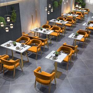 Set Arredamento per Ristorante Giallo e Bianco, Divano a Panca Colorato con Tavoli e Sedie da Pranzo - Product Image 3