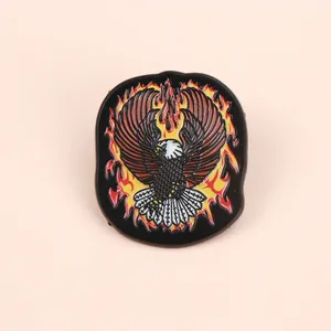 Shmik Punk Flame <span class=keywords><strong>Eagle</strong></span> Esmalte Metal Engraçado Lapela Pins Broches Badges Mochila Vestuário DIY Decorativo Patch Jóias Presente - Product Image 1