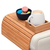 Plateau de canapé pliable en bambou avec porte-gobelet et finition laquée pour salon - Organisateur de boissons, de nourriture et de collations