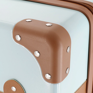 กระเป๋าเดินทางล้อลากแบบถือขึ้นเครื่องน้ำหนักเบา ราคาโรงงาน วัสดุ PC ดีไซน์วินเทจ พร้อมกระเป๋าหนังแข็ง - Product Image 3