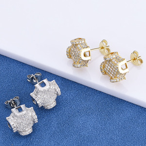 Pendientes de tuerca de moissanita con incrustaciones de rombos, Plata de ley 925, VVS, Faceta princesa, Racimo cuadrado, Aura, Geométricos, Estilo brillante para la oreja - Product Image 2