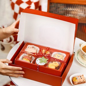 กล่องขนมแมการอง บิสกิต คุกกี้ ของขวัญวันหยุด แบบกำหนดเอง สำหรับ<span class=keywords><strong>ร้าน</strong></span>เบเกอรี่หรูหรา กล่องบรรจุภัณฑ์รูปทรงสี่เหลี่ยมผืนผ้า ย่อยสลายได้ <span class=keywords><strong>พร้อม</strong></span>ตัวแบ่งช่อง - Product Image 1