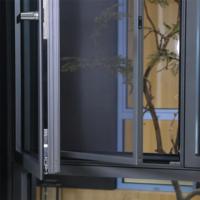 Ventana de Aluminio y Vidrio de Diseño Moderno con Doble Aislamiento Térmico, Abatible y Giratoria, Templada para Hogar, Oficina, Villa, Hotel