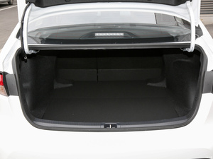 Voiture berline essence Toyota Levin 2018-2020 automatique, nouveaux feux LED, caméra de recul, bonne qualité et prix bas - Product Image 6