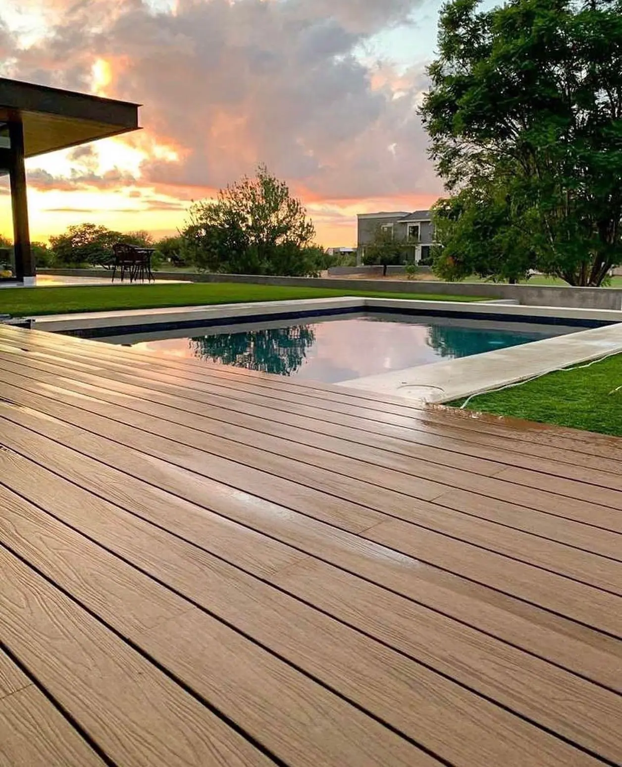 Tabla de wpc de coextrusión para piscina y terraza al aire libre