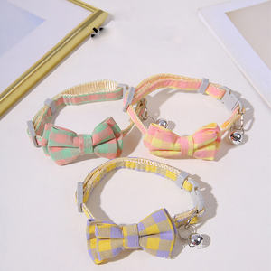 Collier pour animaux de compagnie personnalisé OEM, durable, réglable, imprimé mignon, à carreaux, rayé, confortable, rembourré en <span class=keywords><strong>nylon</strong></span>, pour chats et chiens, avec nœud papillon et clochette - Product Image 3